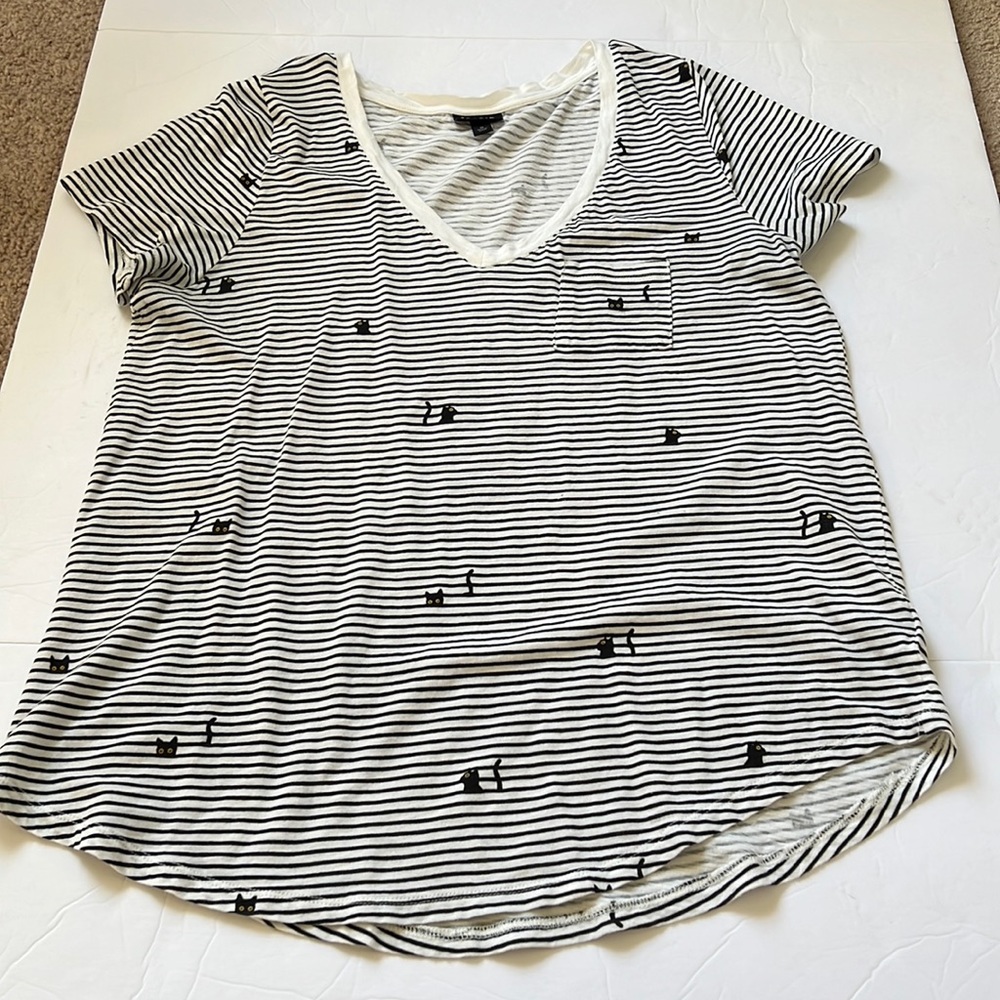 Womens tee